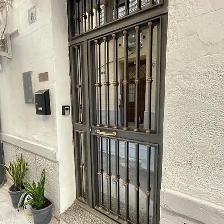 T&f Casa Al Capo - In Centro A Feriehus Palermo