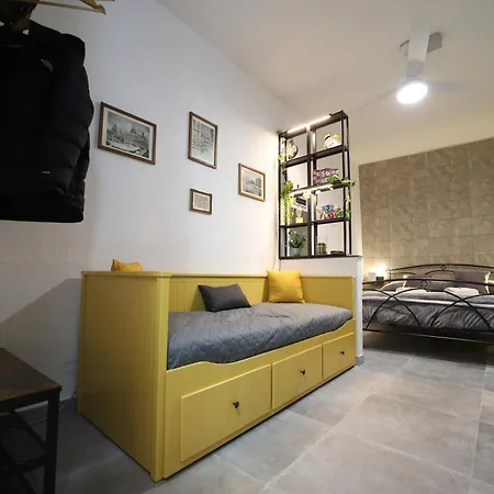 T&f Casa Al Capo - In Centro A Feriehus *