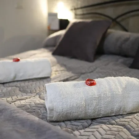 T&f Casa Al Capo - In Centro A Feriehus *