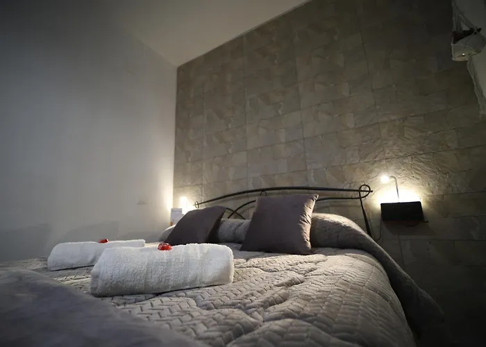 T&f Casa Al Capo - In Centro A بيت للعطل *